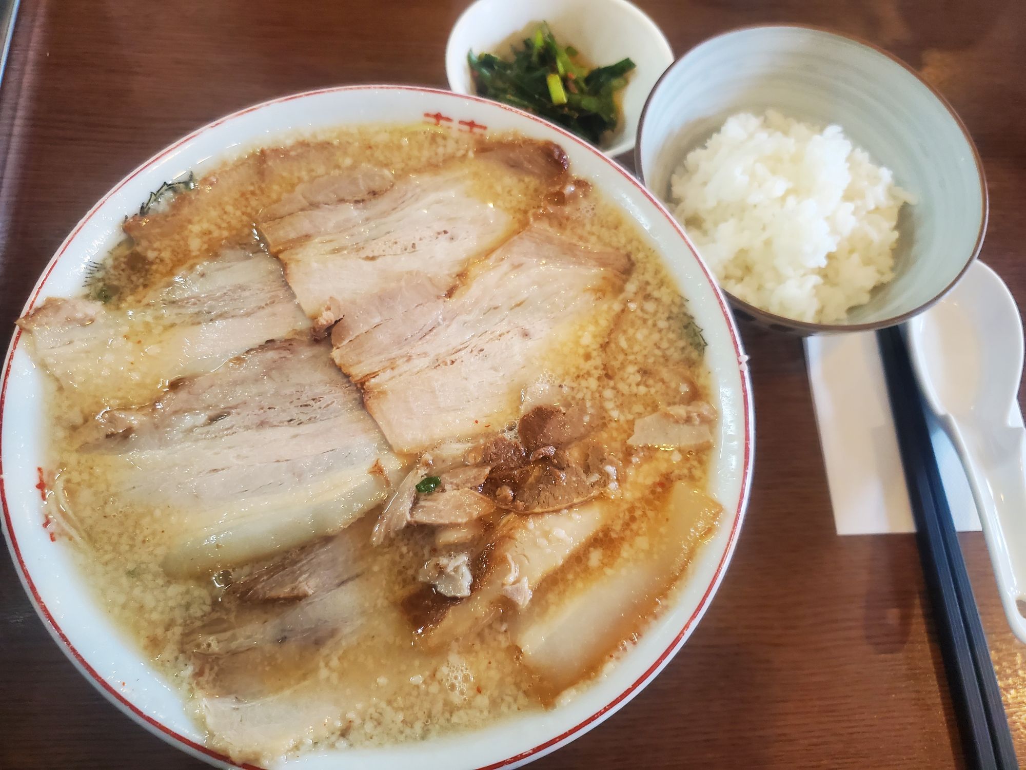 寒い日はあたたかい食べもの🍜