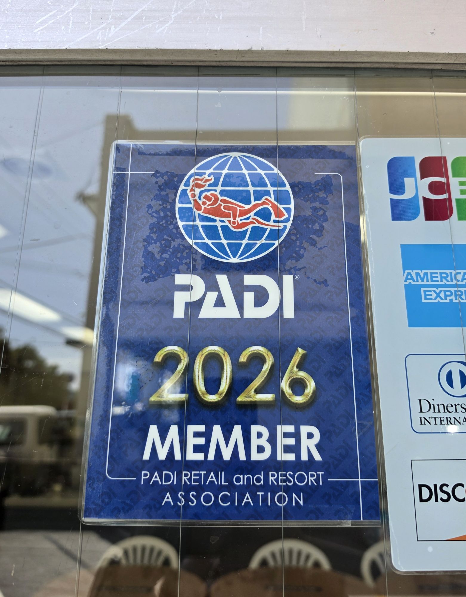 改めまして「ディーズパルス沖縄」はこんなお店です😉